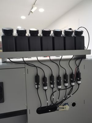 Telefongehäuse UV-Drucker mit i3200 Druckkopf und LED-Wasserkühlsystem enthalten
